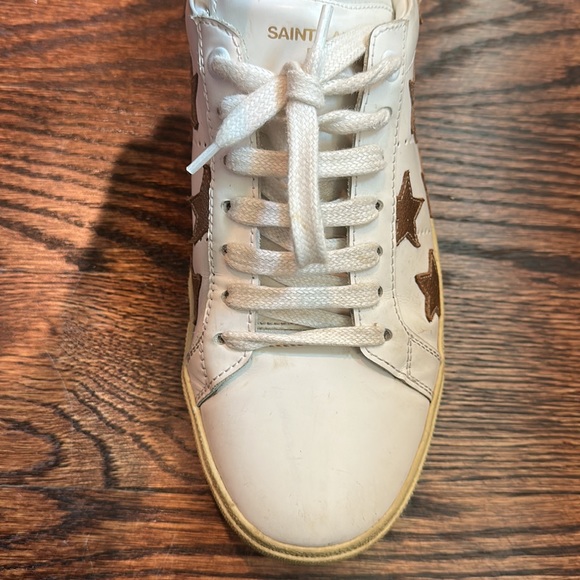 YSL Designer Sneakers, Gold Star Appliqué Court White Sneakers, Size 39 (75) - Picture 15 of 16